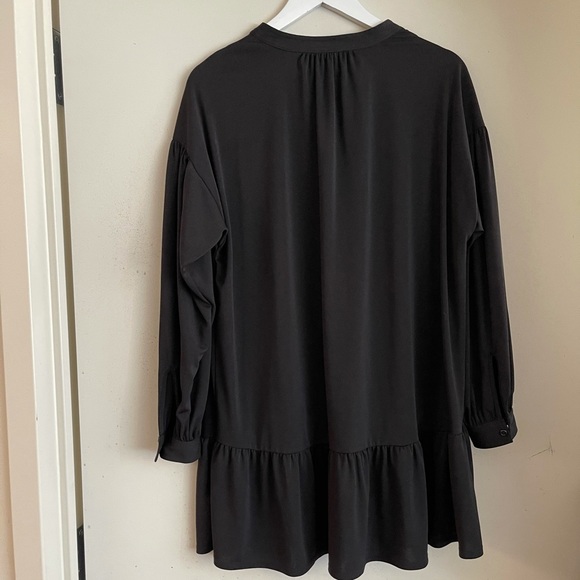 Elizabeth and James Button Front Tunic Dress - Picture 4 of 5